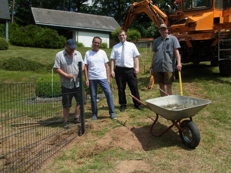 Bauhof mit Bürgermeister Wicke und Ortsvorsteher Agel